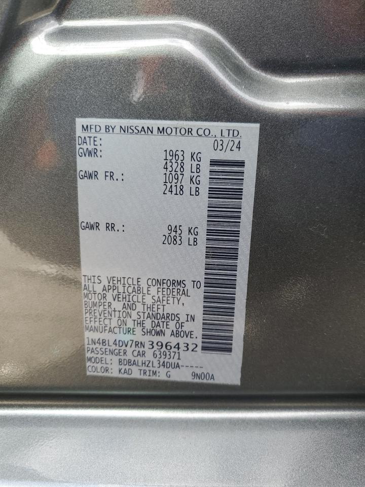 2024 Nissan Altima - Image 12