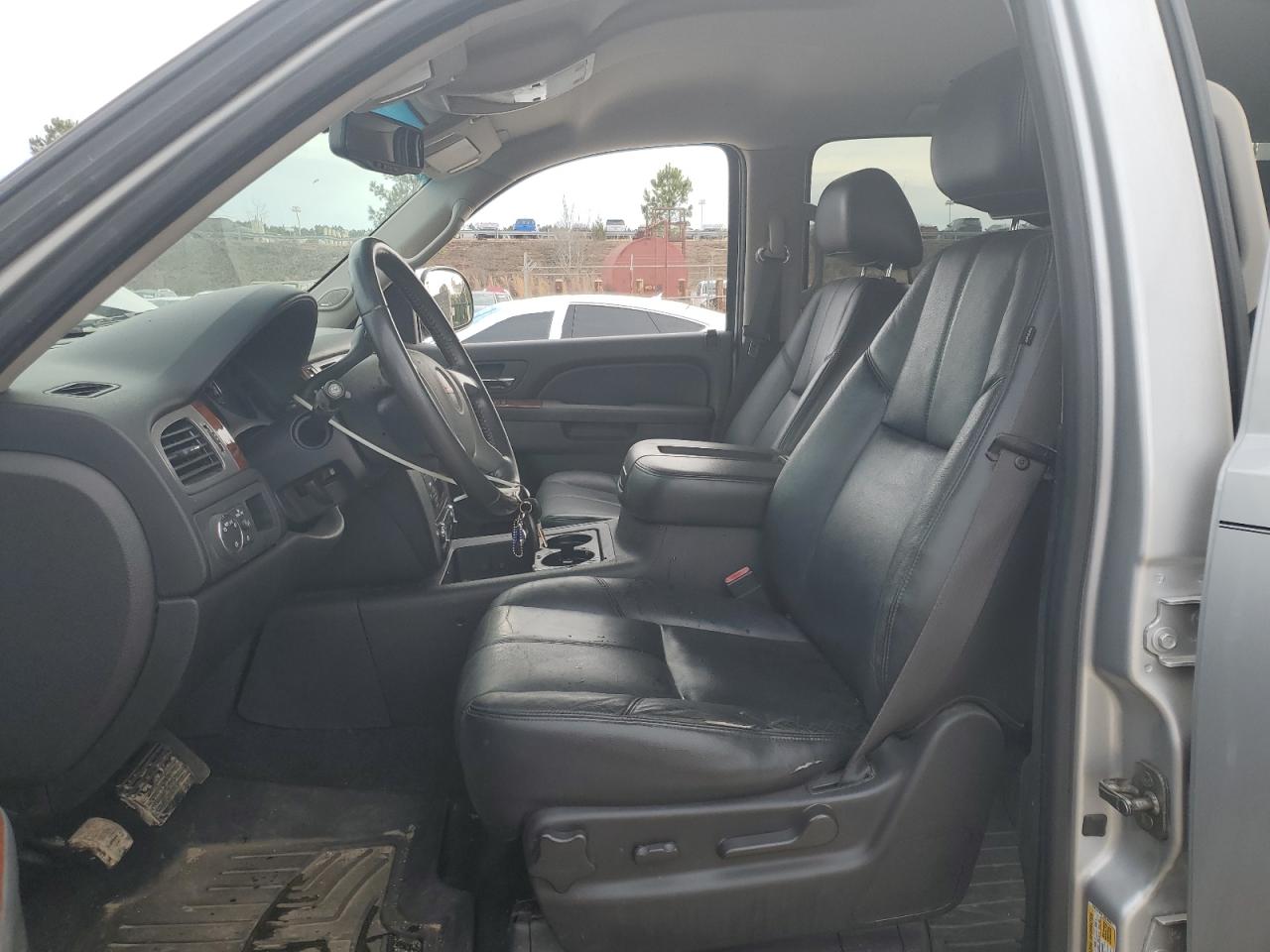 2012 GMC Yukon - Image 7