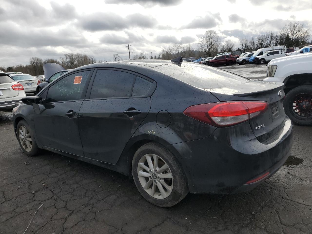 2017 Kia Forte - Image 2