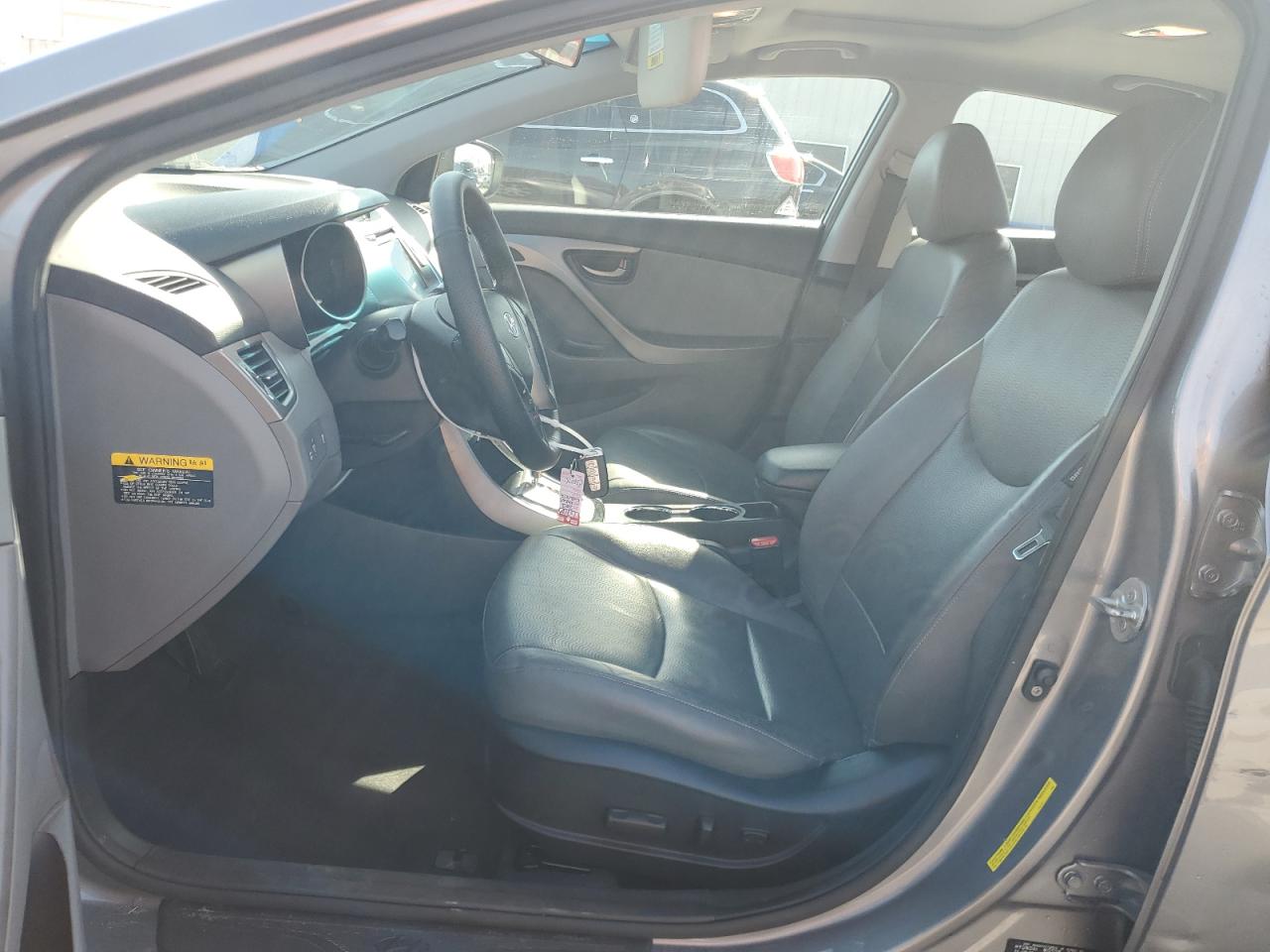 2013 Hyundai Elantra - Image 7