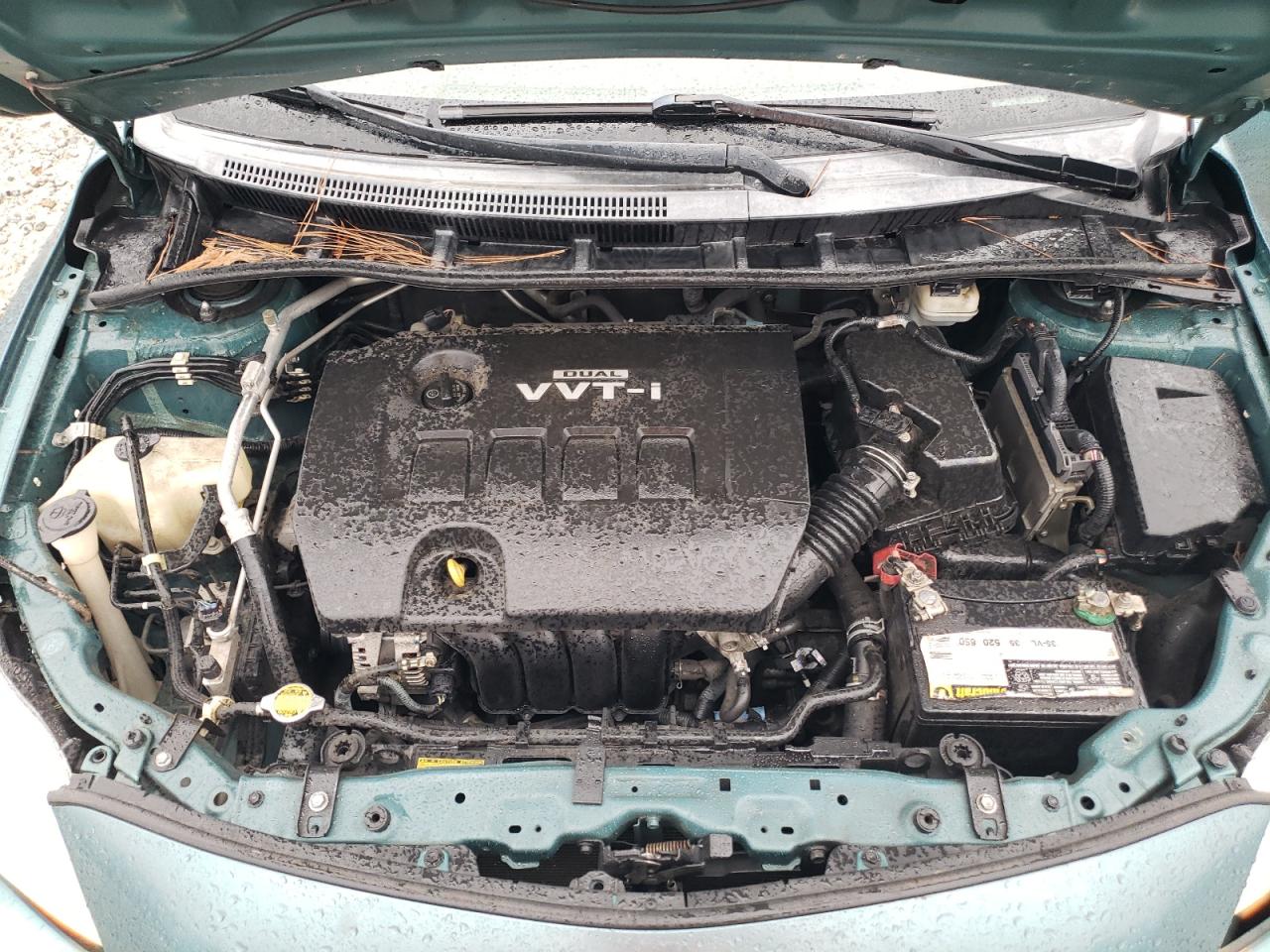 2010 Toyota Corolla - Image 11