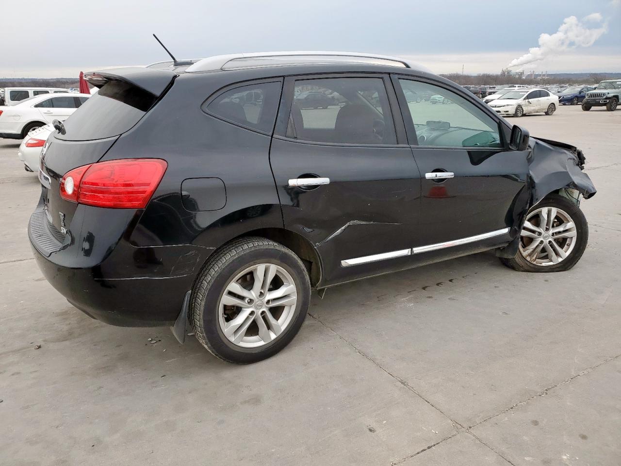 2012 Nissan Rogue - Image 3