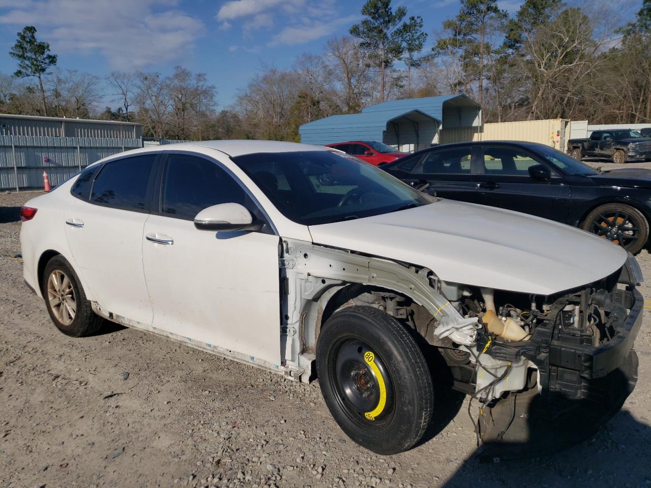 2019 Kia Optima - Image 4