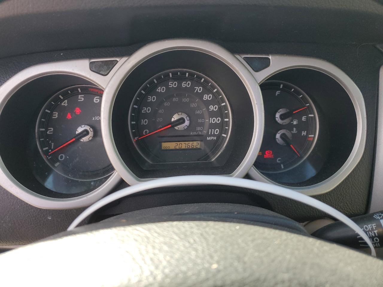 2003 Toyota 4Runner - Image 9