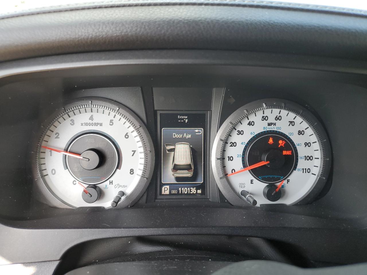 2015 Toyota Sienna - Image 9