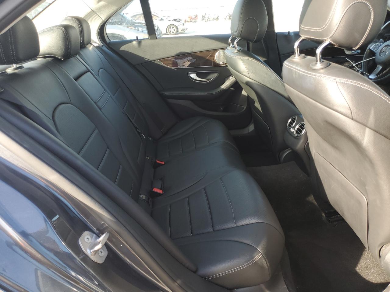 2016 Mercedes-Benz C-klasse - Image 10