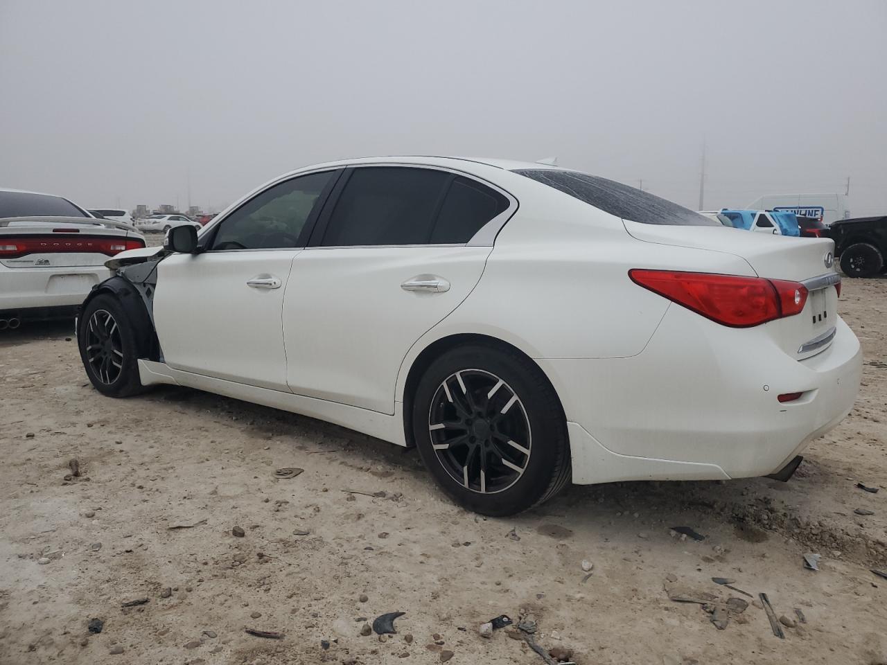 2017 Infiniti Q50 - Image 2
