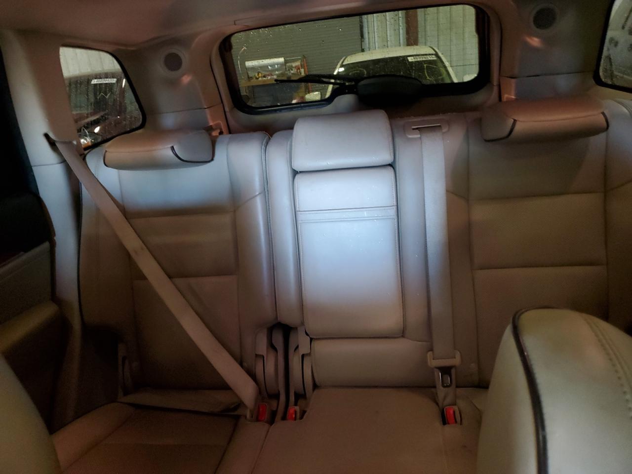 2011 Jeep Grand Cherokee - Image 10