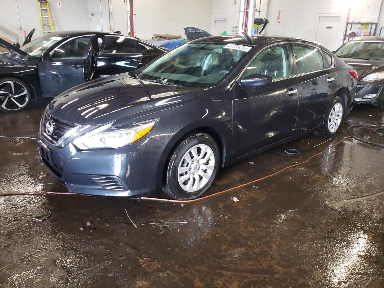 2017 Nissan Altima - Image 1