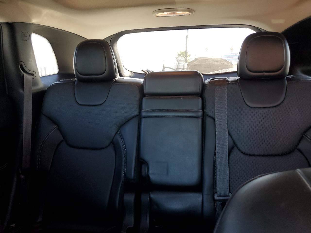 2014 Jeep Grand Cherokee - Image 10