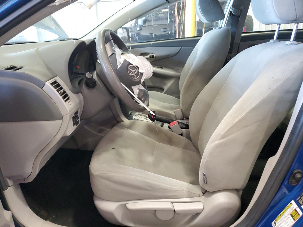 2010 Toyota Corolla - Image 7
