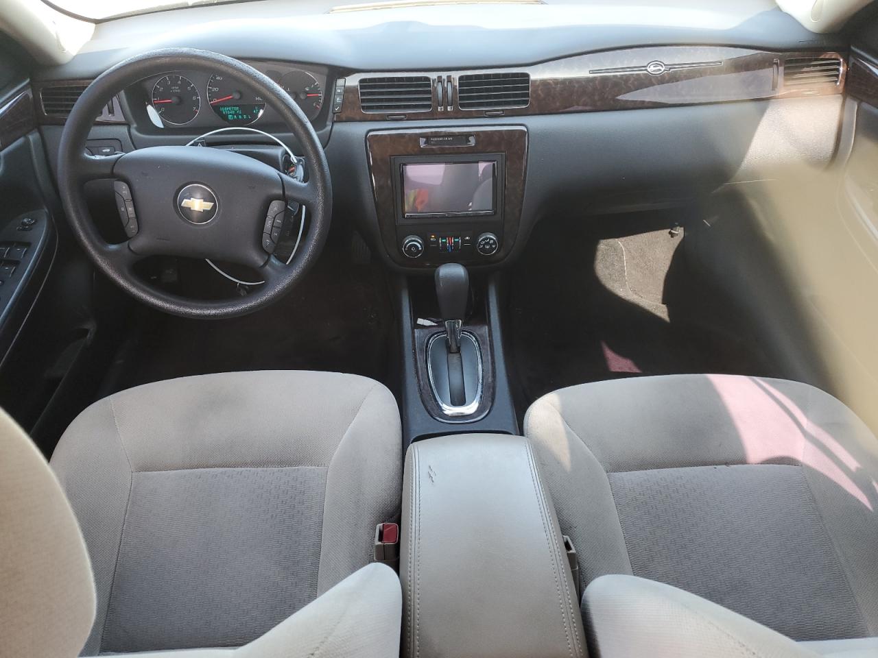 2015 Chevrolet Impala - Image 8