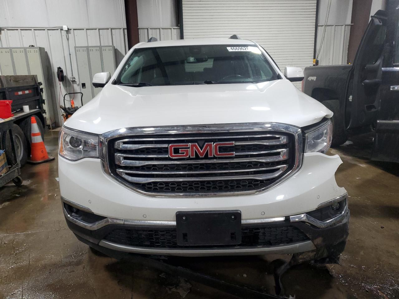 2019 GMC Acadia - Image 5