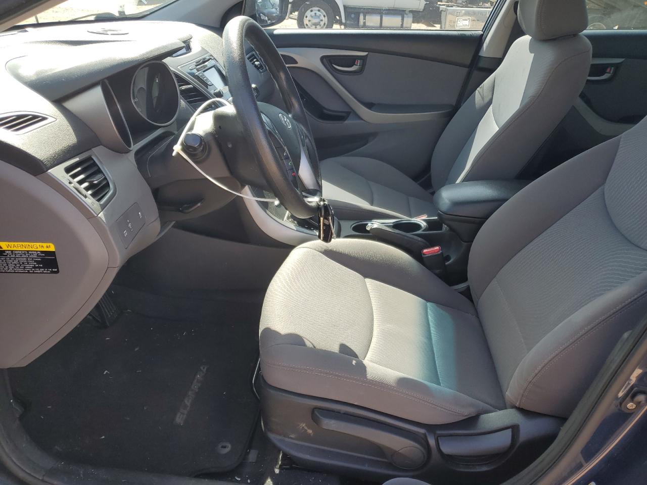 2015 Hyundai Elantra - Image 7