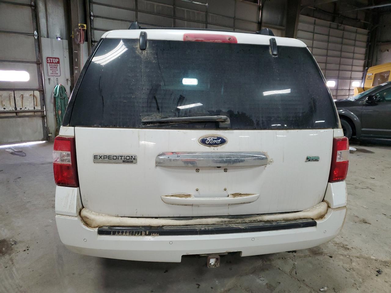2013 Ford Expedition - Image 6