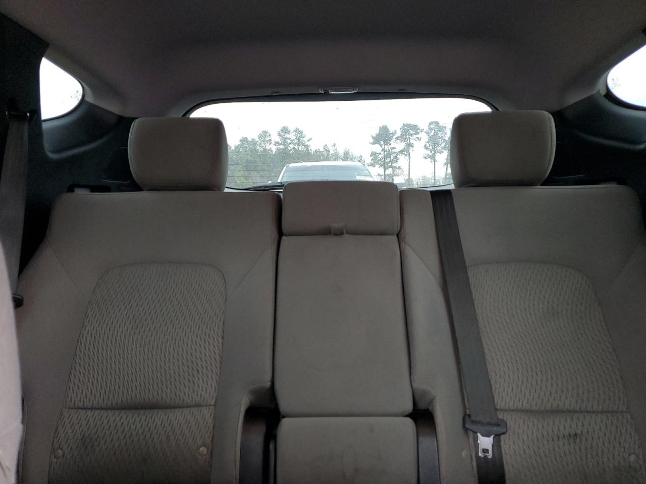 2018 Hyundai Santa Fe - Image 10
