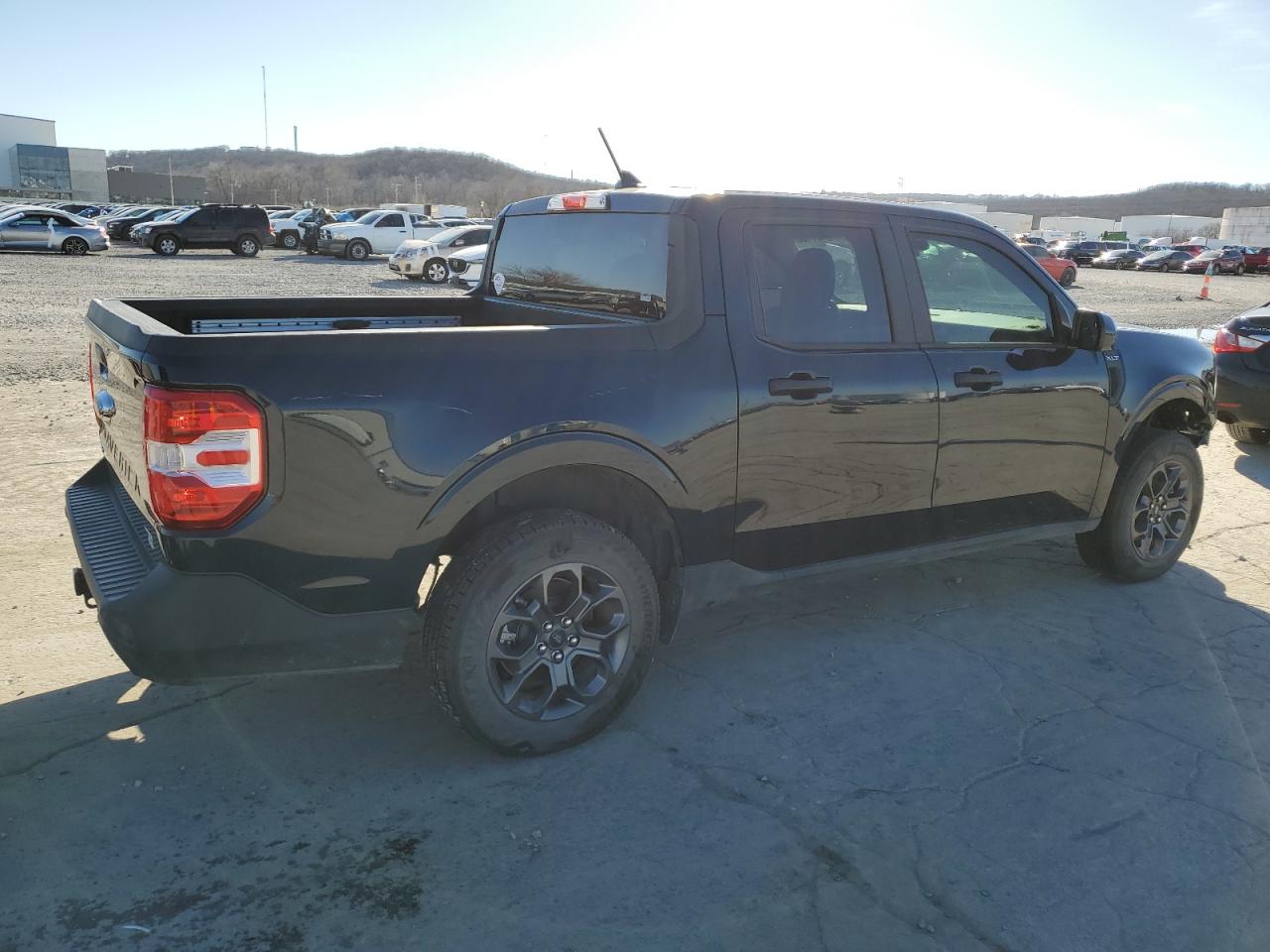 2022 Ford Maverick - Image 3
