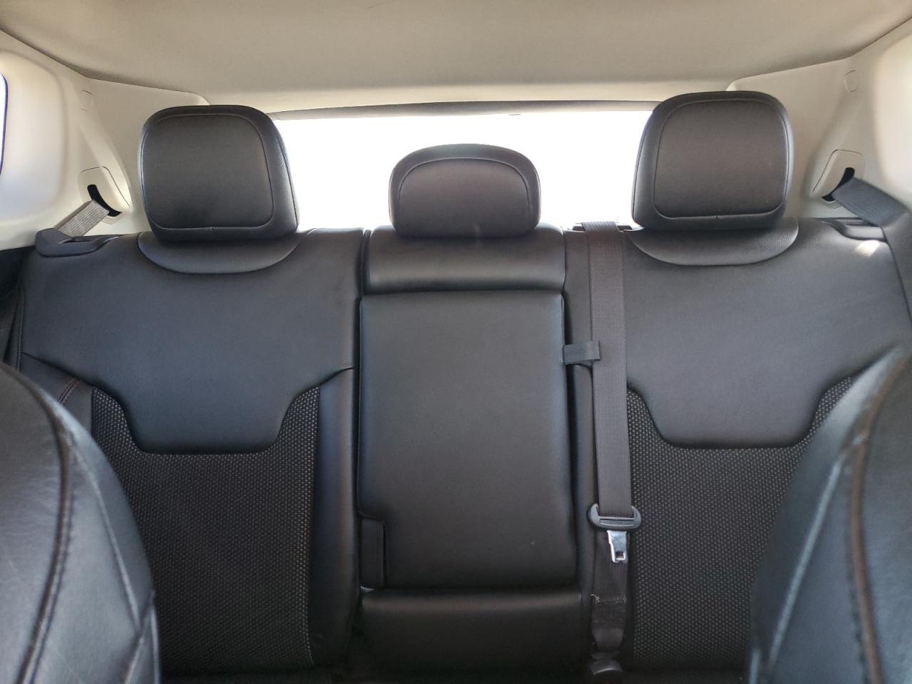 2021 Jeep Compass - Image 10
