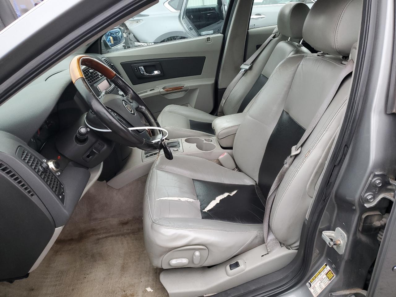 2004 Cadillac CTS - Image 7