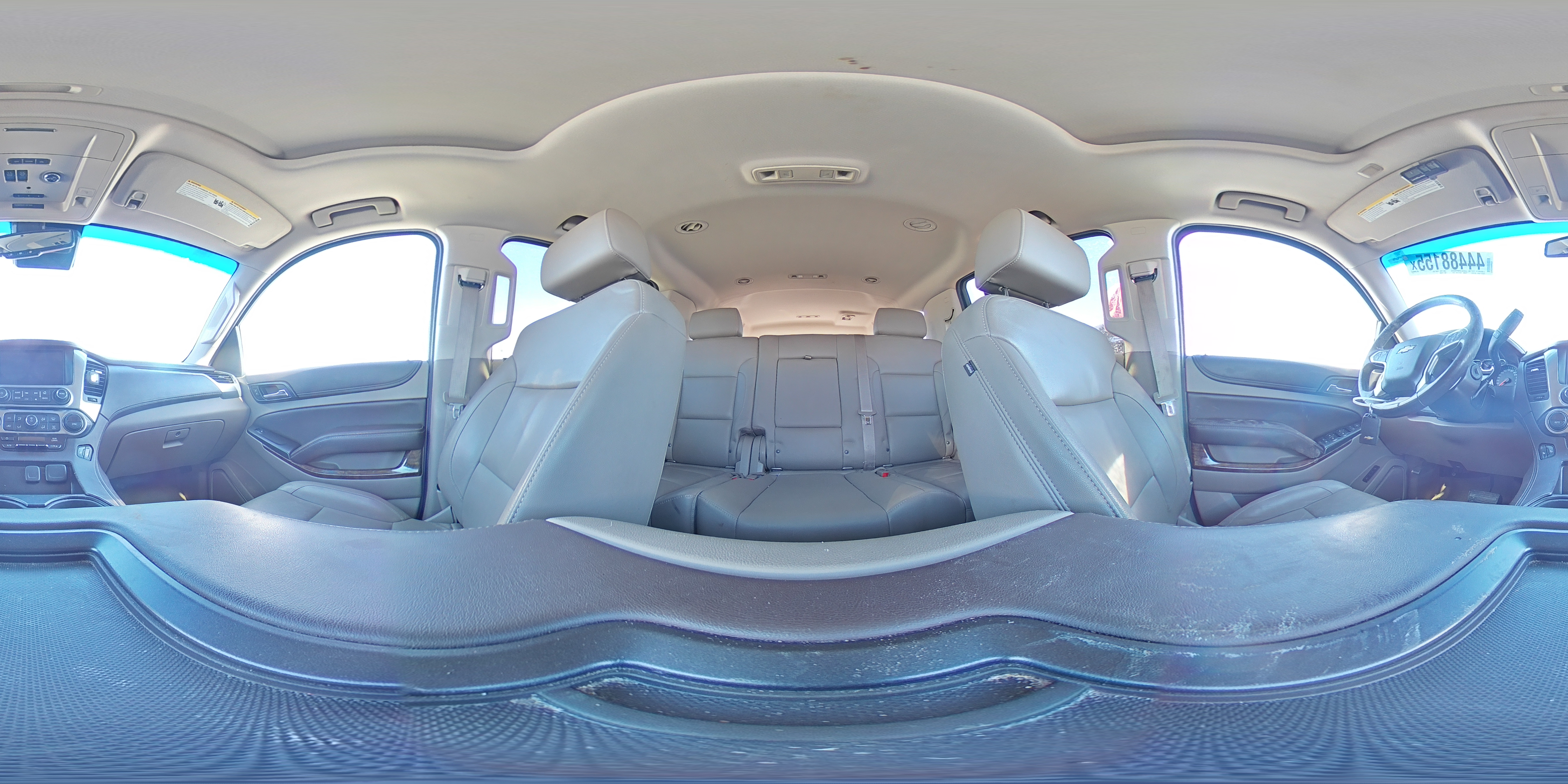 2016 Chevrolet Suburban - Image 13