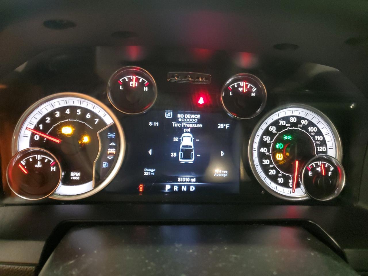 2017 RAM 1500 - Image 9