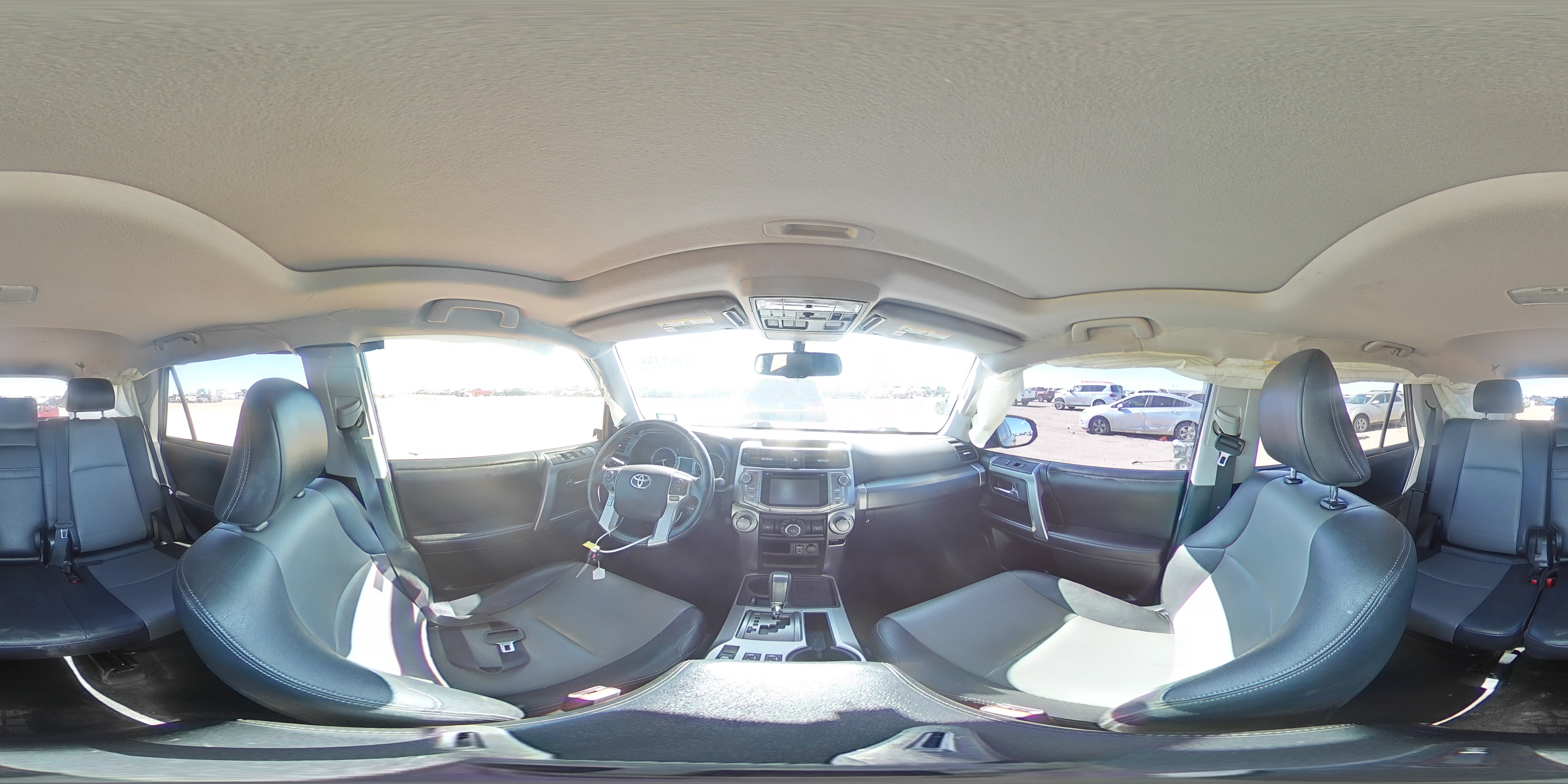 2015 Toyota 4Runner - Image 14