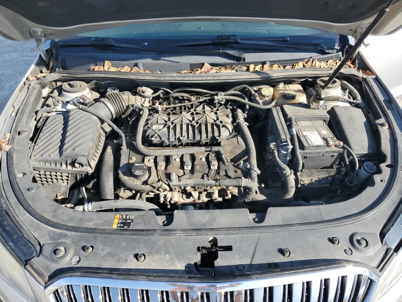 2014 Buick LaCrosse - Image 13
