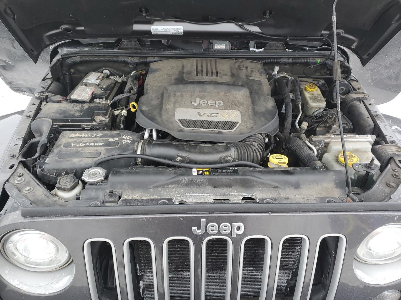 2017 Jeep Wrangler - Image 13