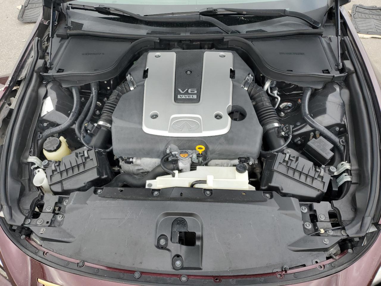 2010 Infiniti G - Image 12