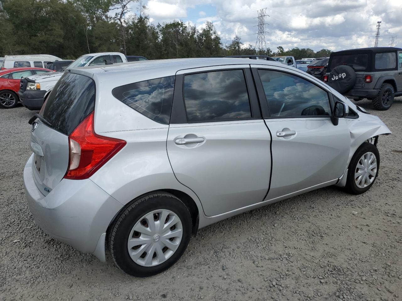 2014 Nissan Versa - Image 3