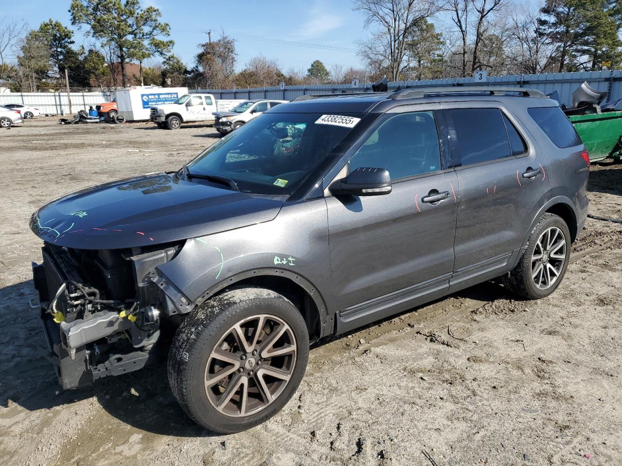2015 Ford Explorer - Image 1