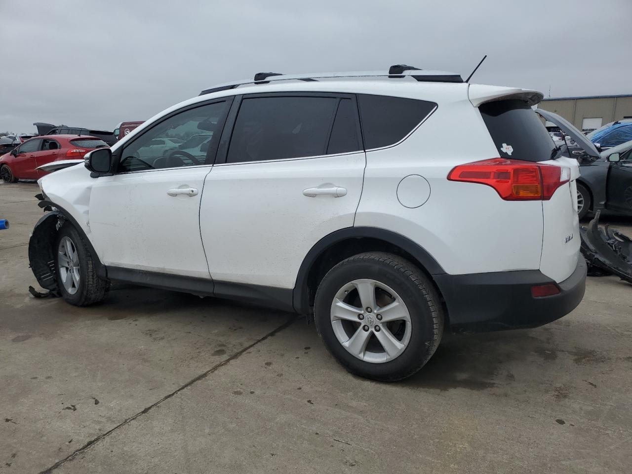 2014 Toyota RAV 4 - Image 2