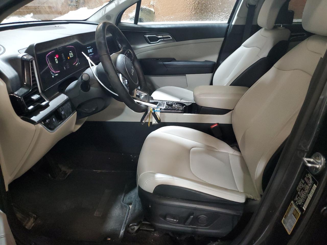 2023 Kia Sportage - Image 7