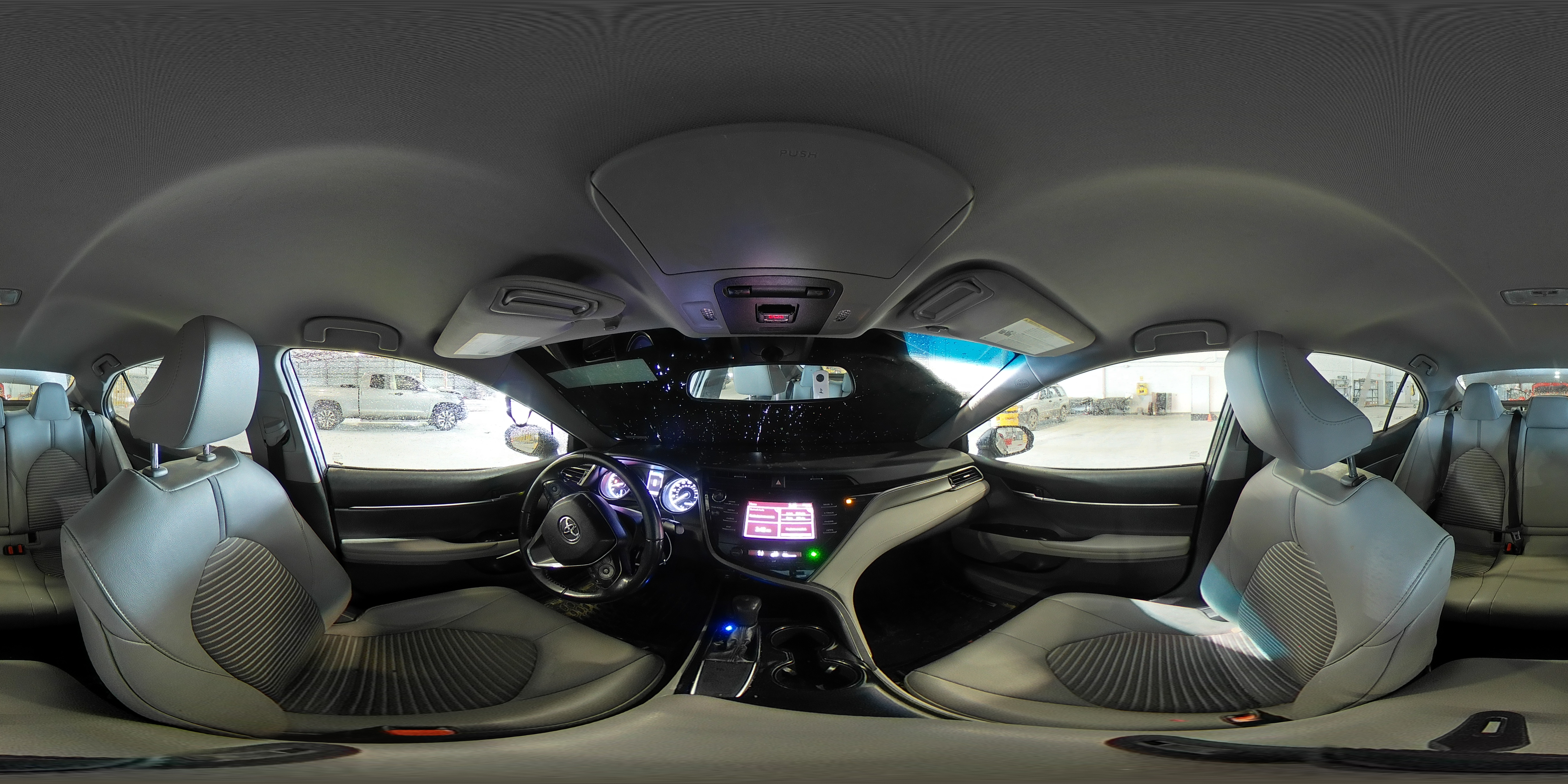 2019 Toyota Camry - Image 13
