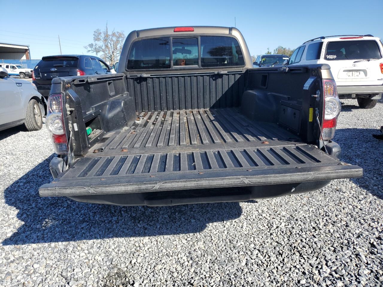 2011 Toyota Tacoma - Image 6
