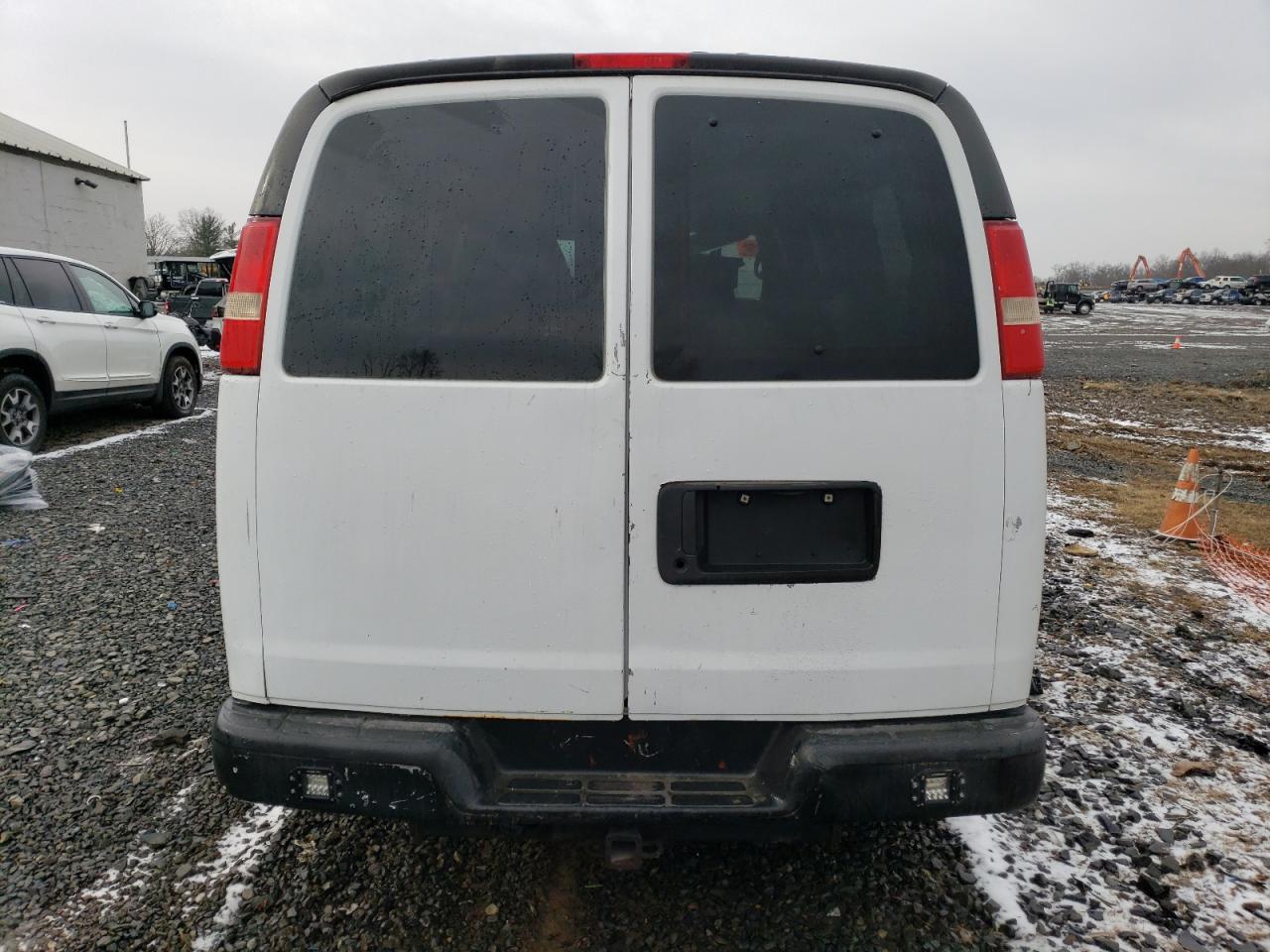 2012 Chevrolet Express - Image 6