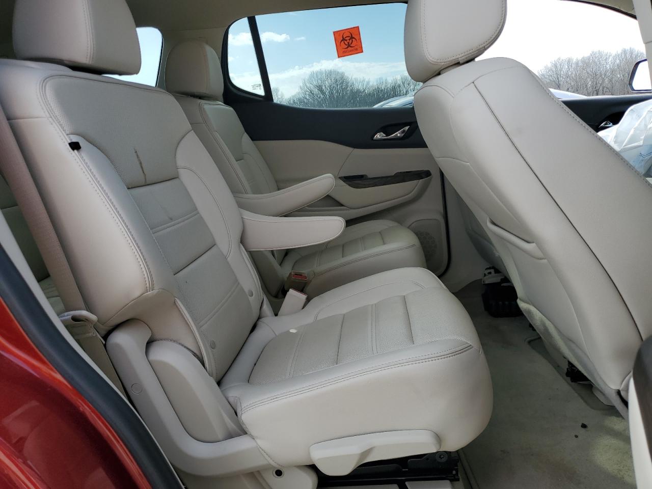 2021 GMC Acadia - Image 11