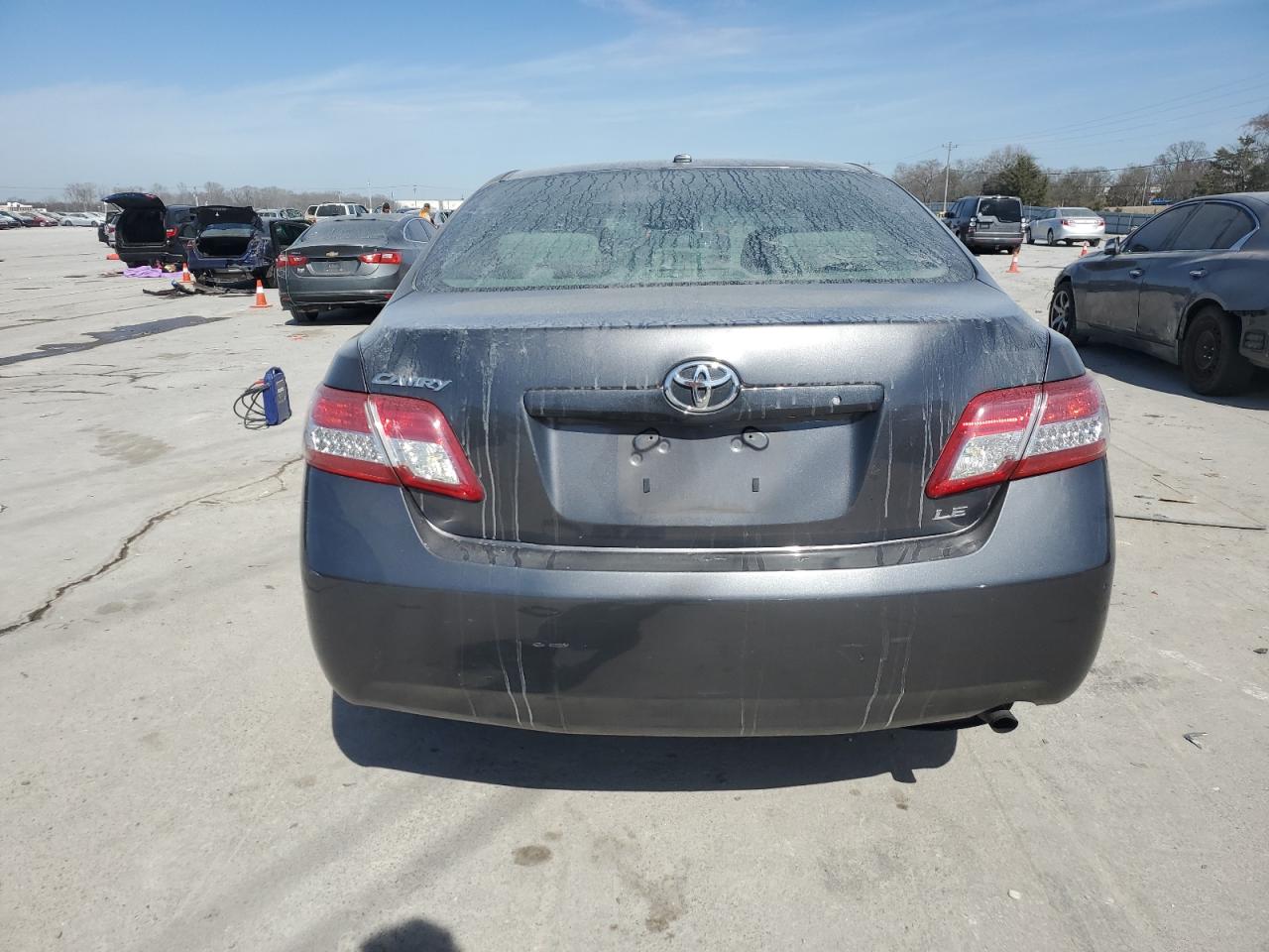2011 Toyota Camry - Image 6