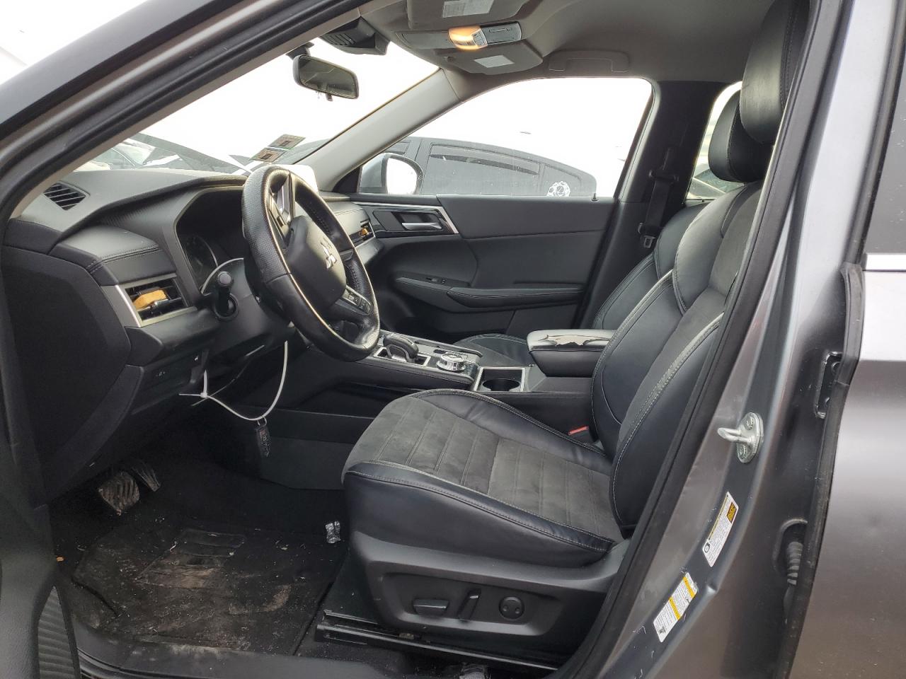 ja4j4ua86nz012719 JA4J4UA86NZ012719 2022 Mitsubishi Outlander Se