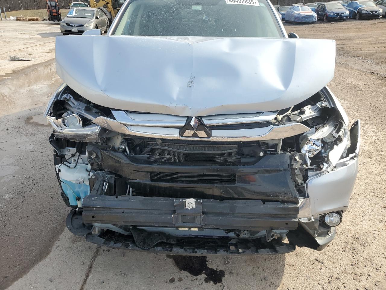 2016 Mitsubishi Outlander - Image 12