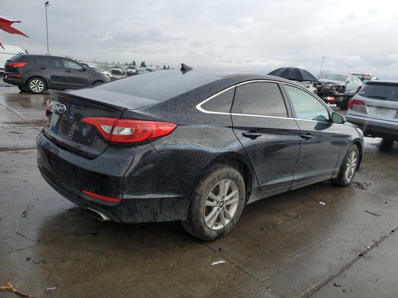 2015 Hyundai Sonata - Image 3
