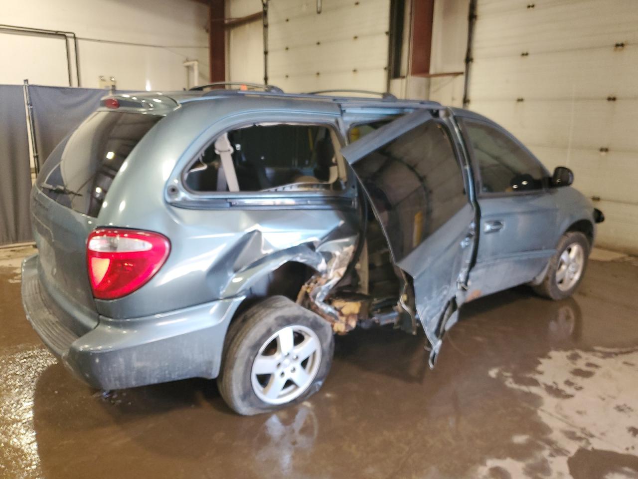 2007 Dodge Caravan - Image 3