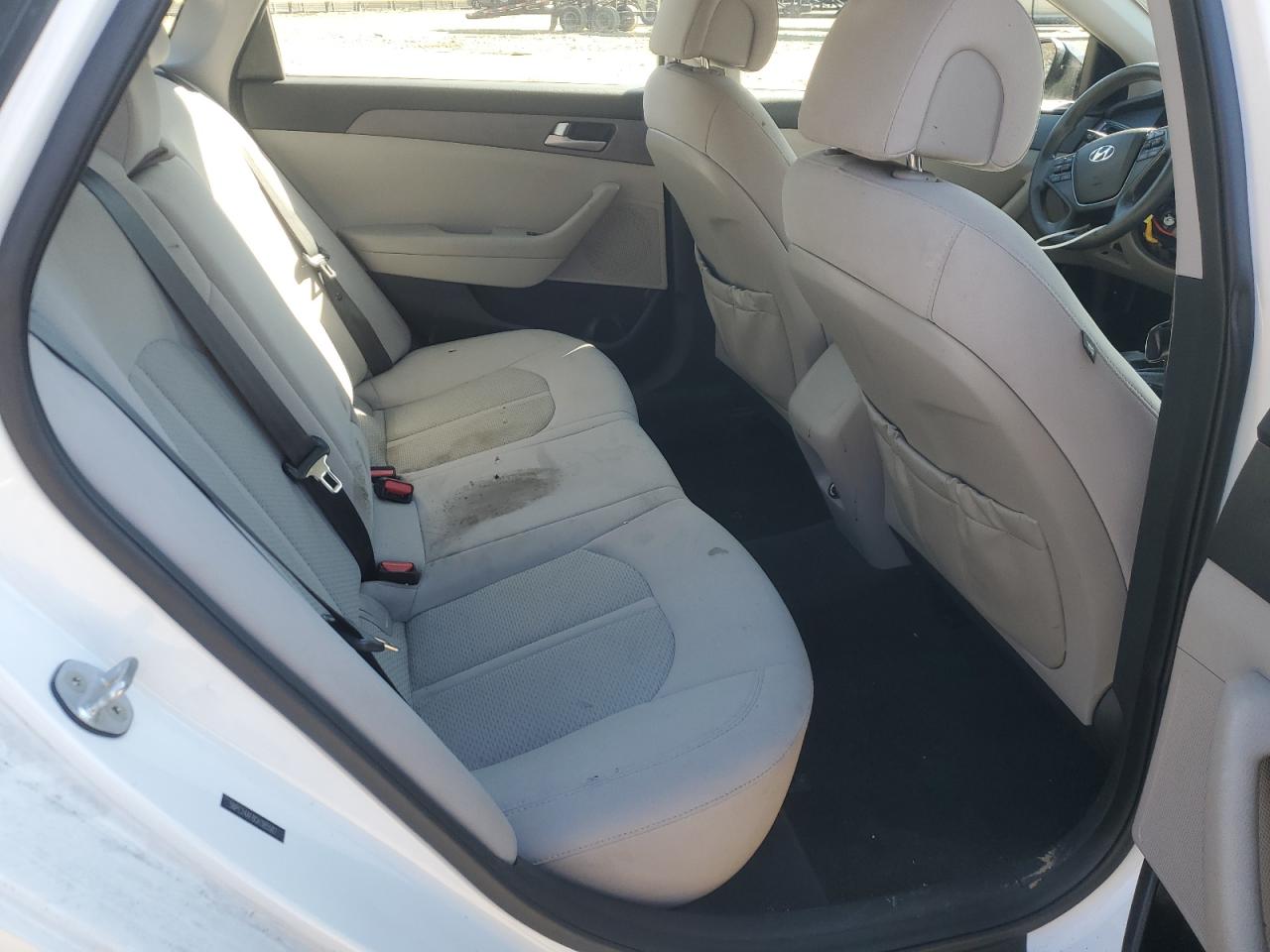 2016 Hyundai Sonata - Image 10
