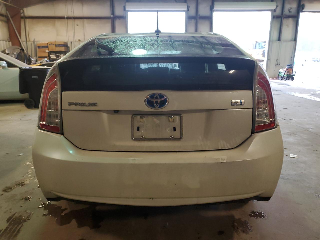 2012 Toyota Prius - Image 6