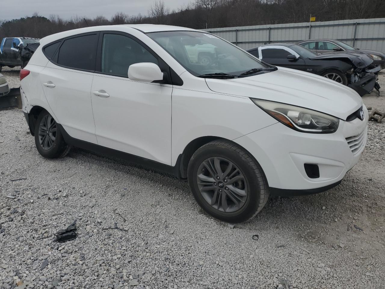 2015 Hyundai Tucson - Image 4