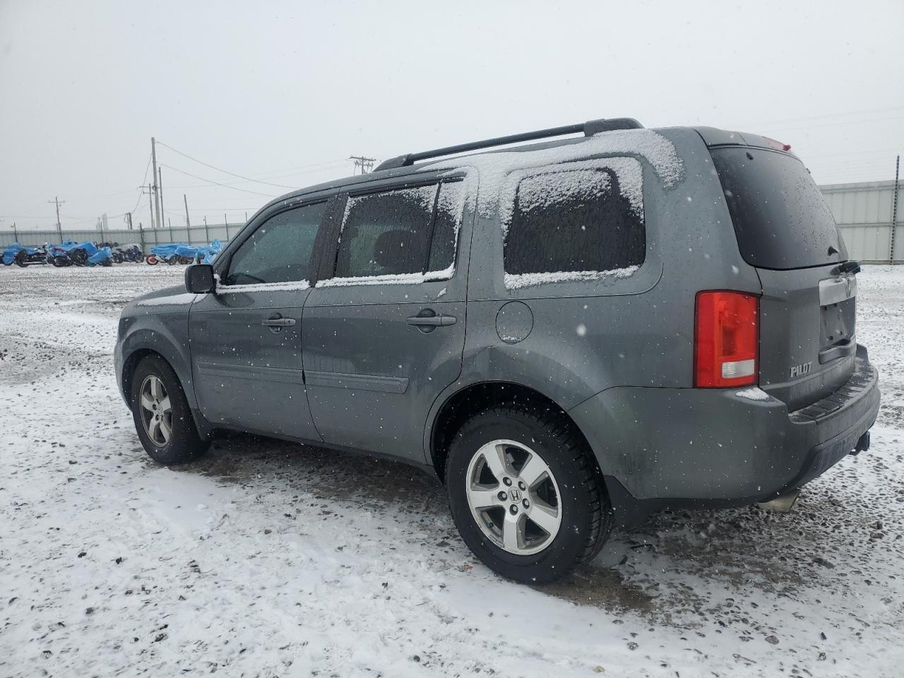2011 Honda Pilot - Image 2