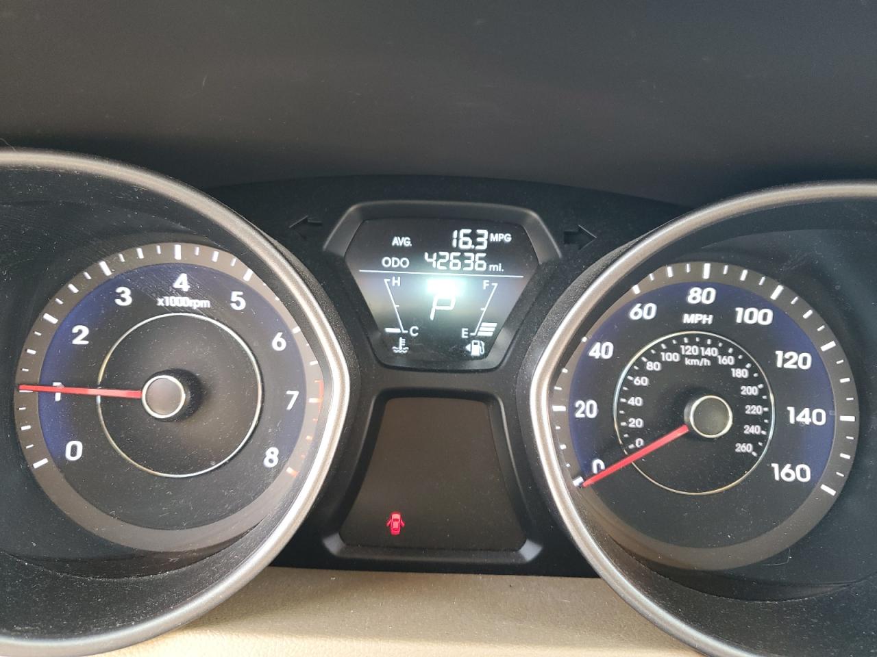 2013 Hyundai Elantra - Image 9