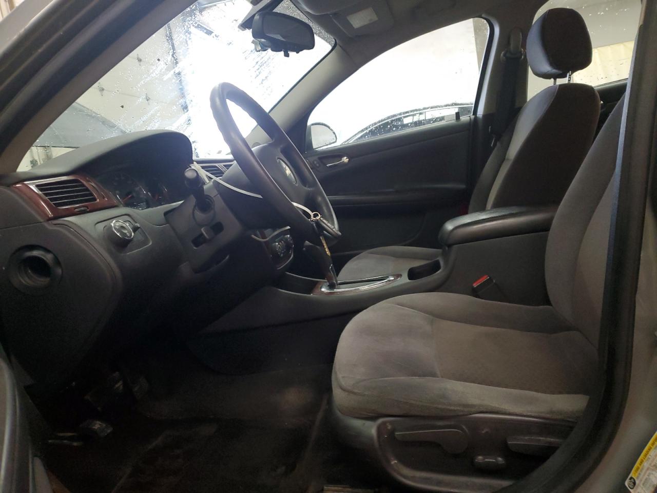 2008 Chevrolet Impala - Image 7