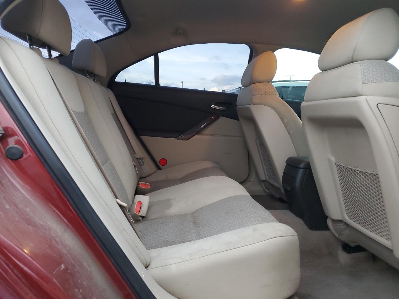 2008 Pontiac G6 - Image 10