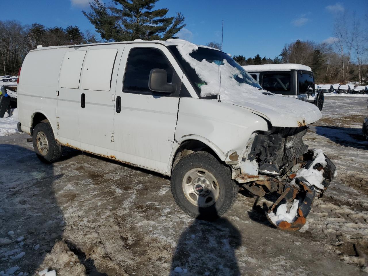2008 GMC Savana - Image 4